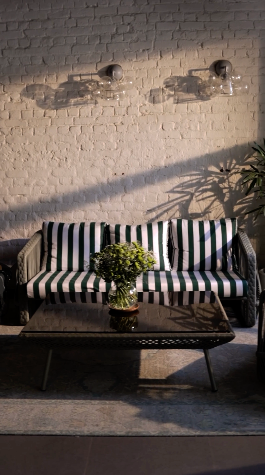 Luxury Furniture & Home Decor Online - Furniture Store In Delhi ...